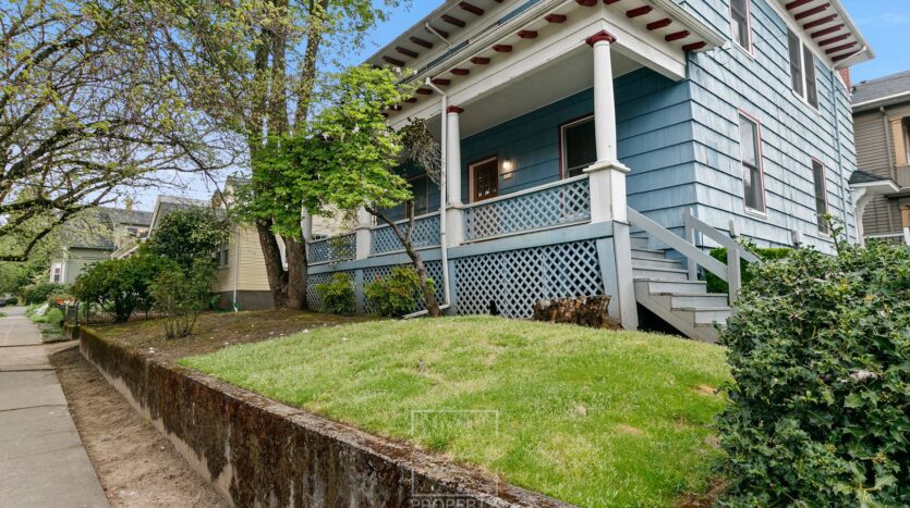 2311 SE Madison Street - Portland - Oregon - 2 bed, 1 bath rental property