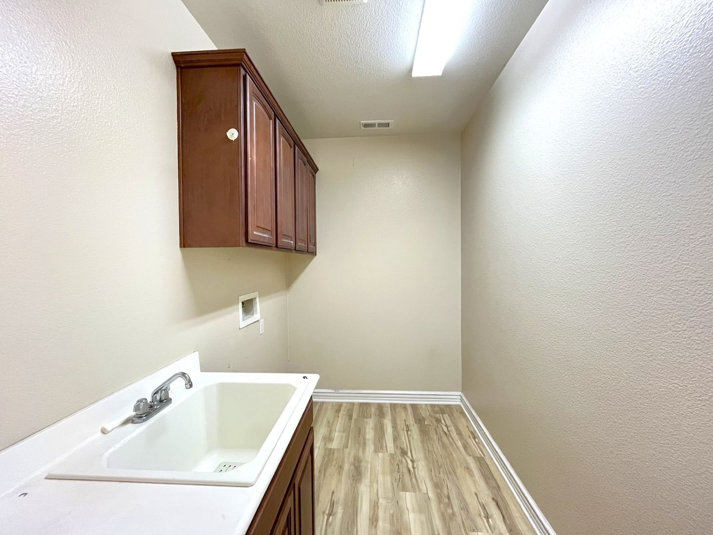 24359 Swift Deer Trl - Corona - California - 4 bed, 3 bath rental property