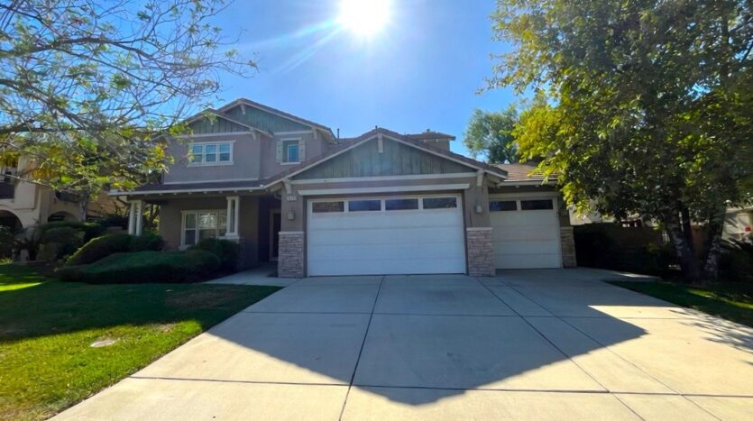 24359 Swift Deer Trl - Corona - California - 4 bed, 3 bath rental property