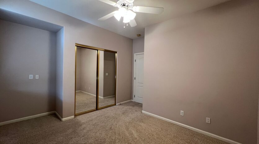 2456 E Marquise Ct - Fresno - California - 3 bed, 2 bath rental property