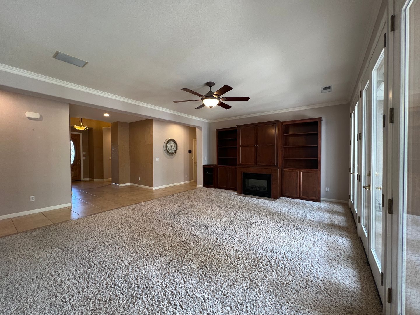 2456 E Marquise Ct - Fresno - California - 3 bed, 2 bath rental property