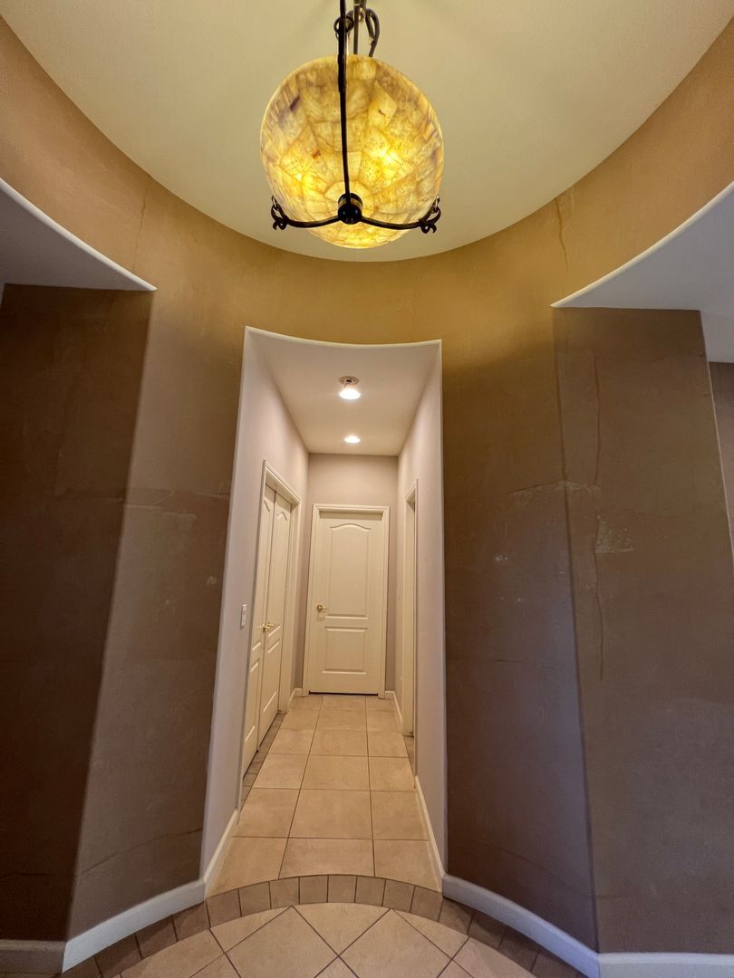 2456 E Marquise Ct - Fresno - California - 3 bed, 2 bath rental property