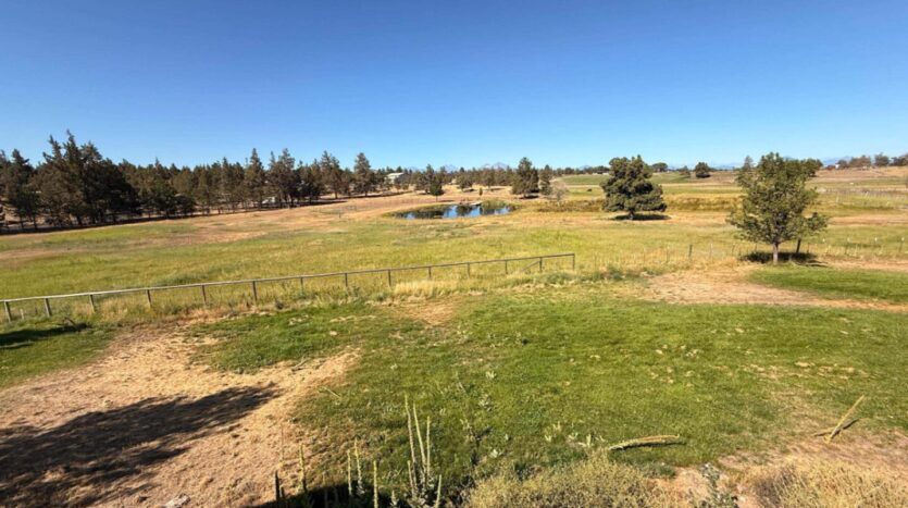 2550 NW Coyner Rd  - Redmond - Oregon - 3 bed, 3 bath rental property