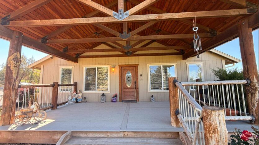 2550 NW Coyner Rd  - Redmond - Oregon - 3 bed, 3 bath rental property