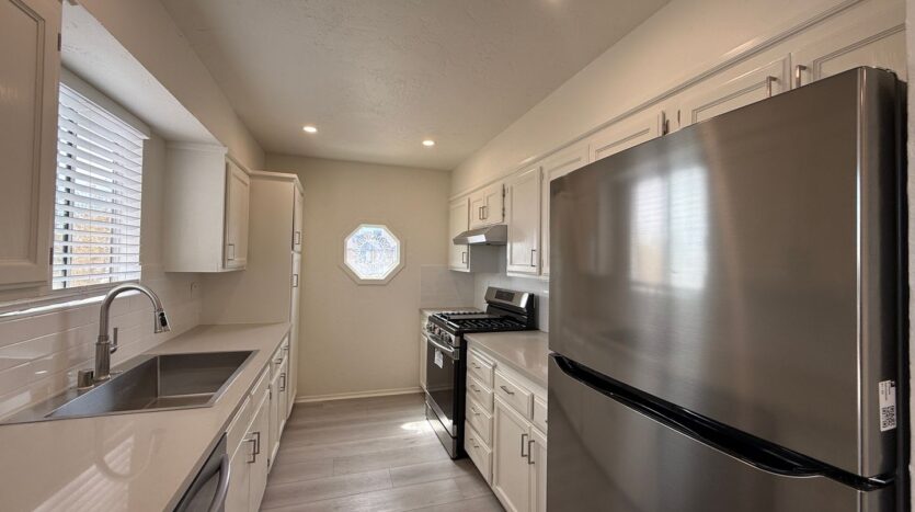 2634 Desert St. - 2632 - Rosamond - California - 1 bed, 1 bath rental property