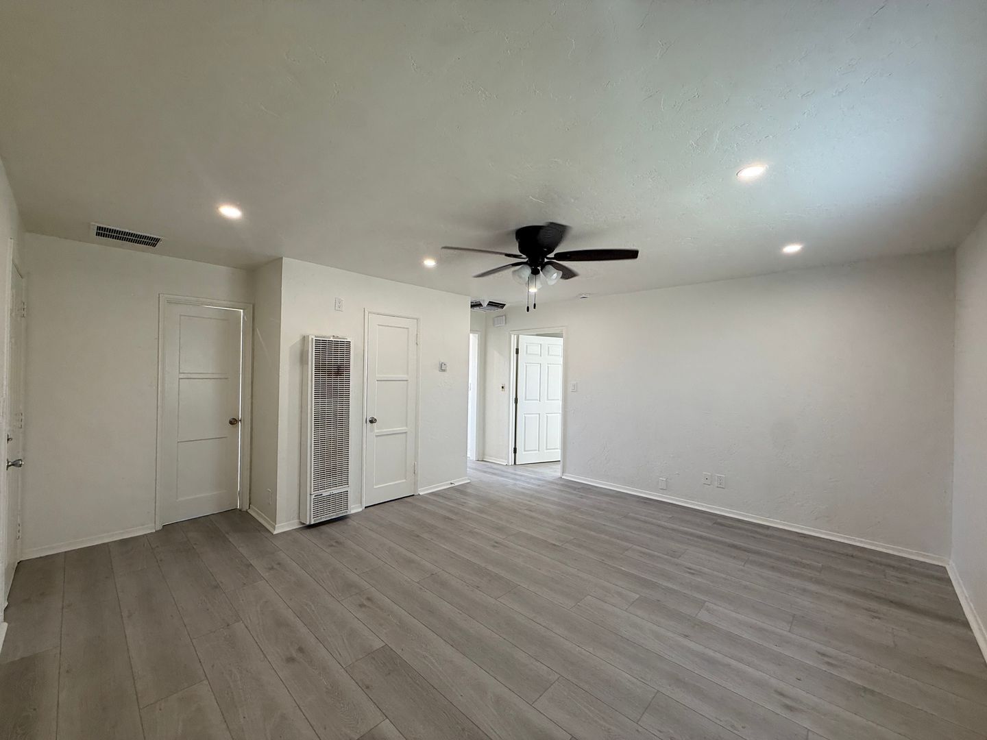 2634 Desert St. - 2632 - Rosamond - California - 1 bed, 1 bath rental property
