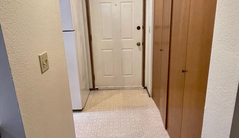 2717 Moore St. - # 2 - Bellingham - Washington - 2 bed, 1 bath rental property