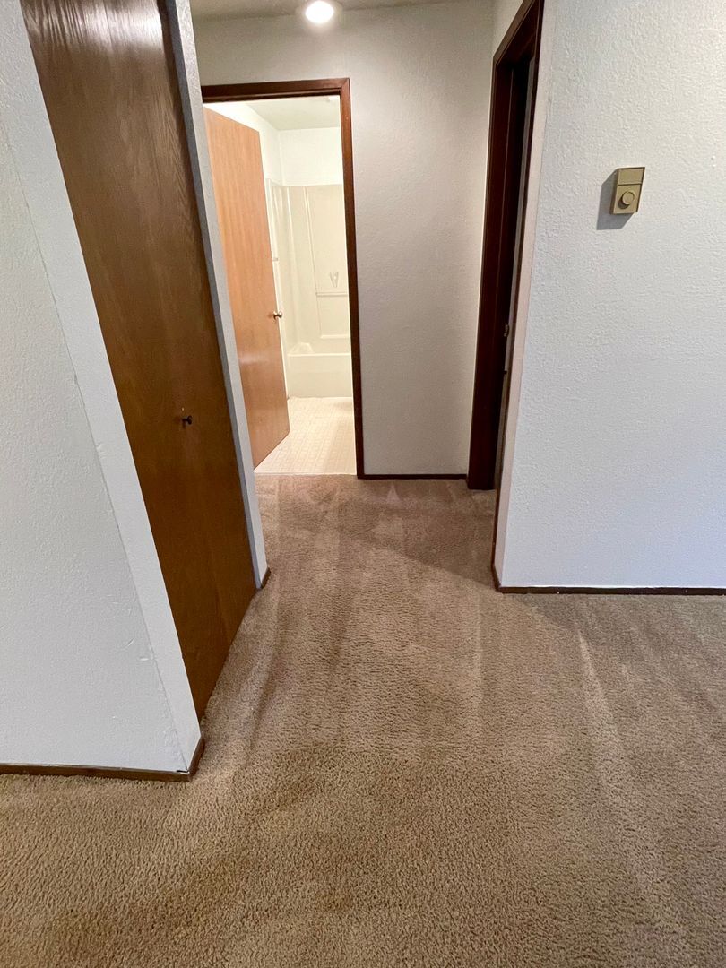 2717 Moore St. - # 2 - Bellingham - Washington - 2 bed, 1 bath rental property