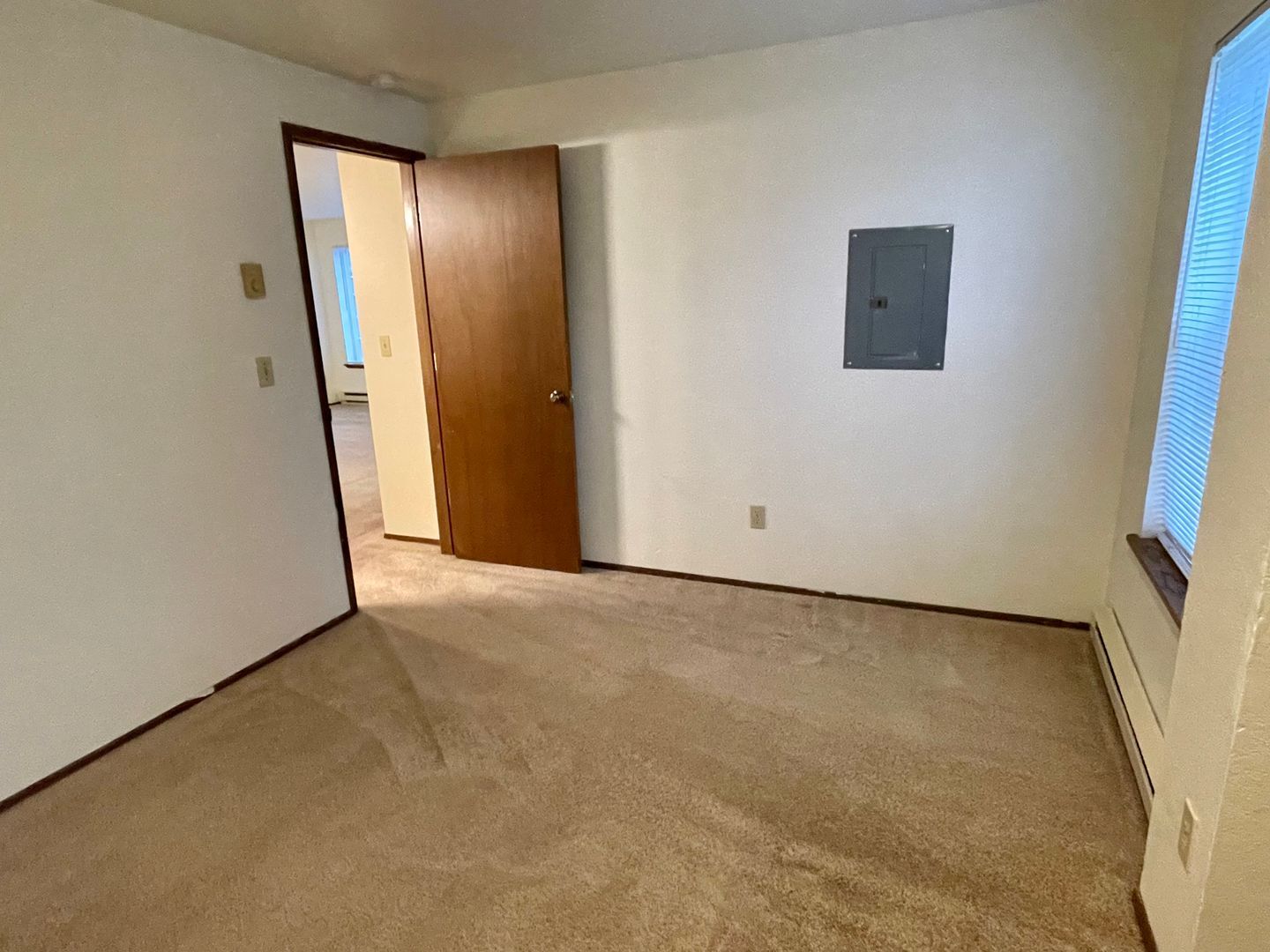 2717 Moore St. - # 2 - Bellingham - Washington - 2 bed, 1 bath rental property