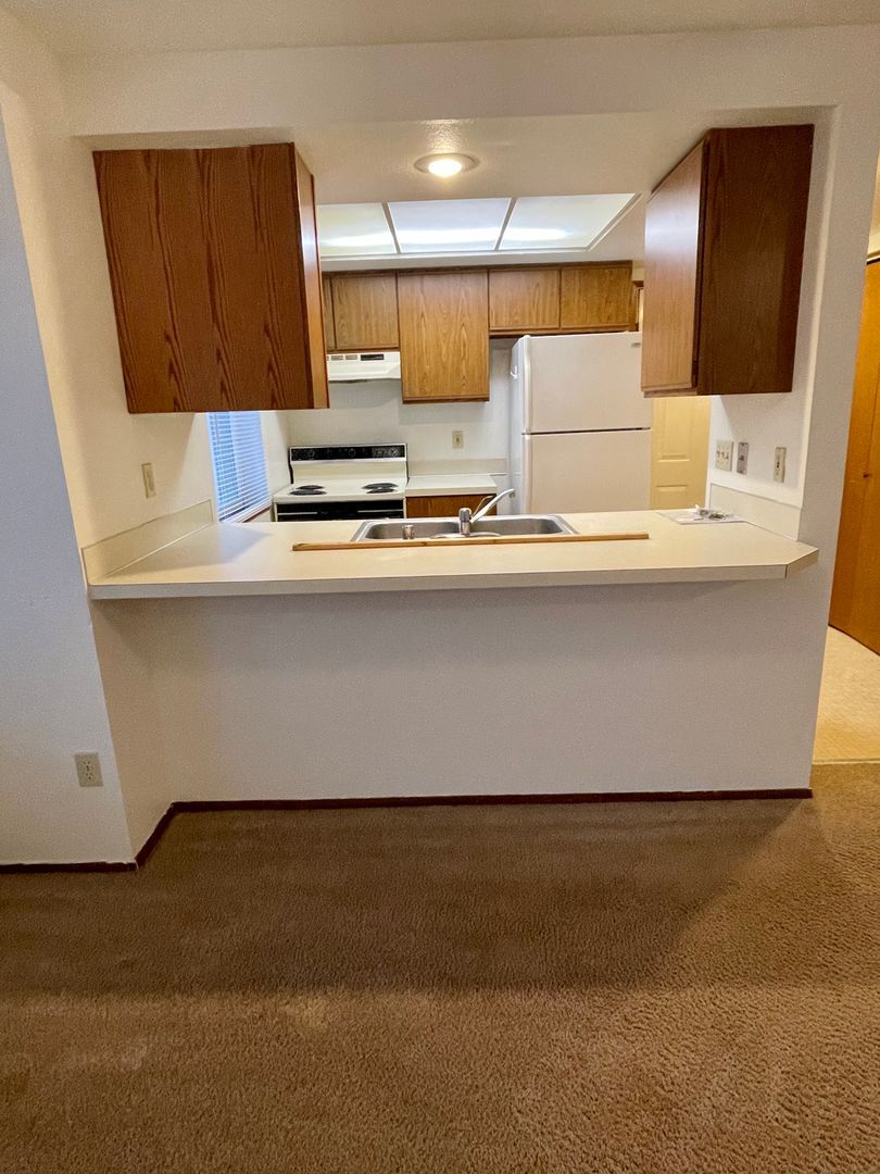 2717 Moore St. - # 2 - Bellingham - Washington - 2 bed, 1 bath rental property