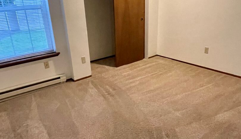 2717 Moore St. - # 2 - Bellingham - Washington - 2 bed, 1 bath rental property