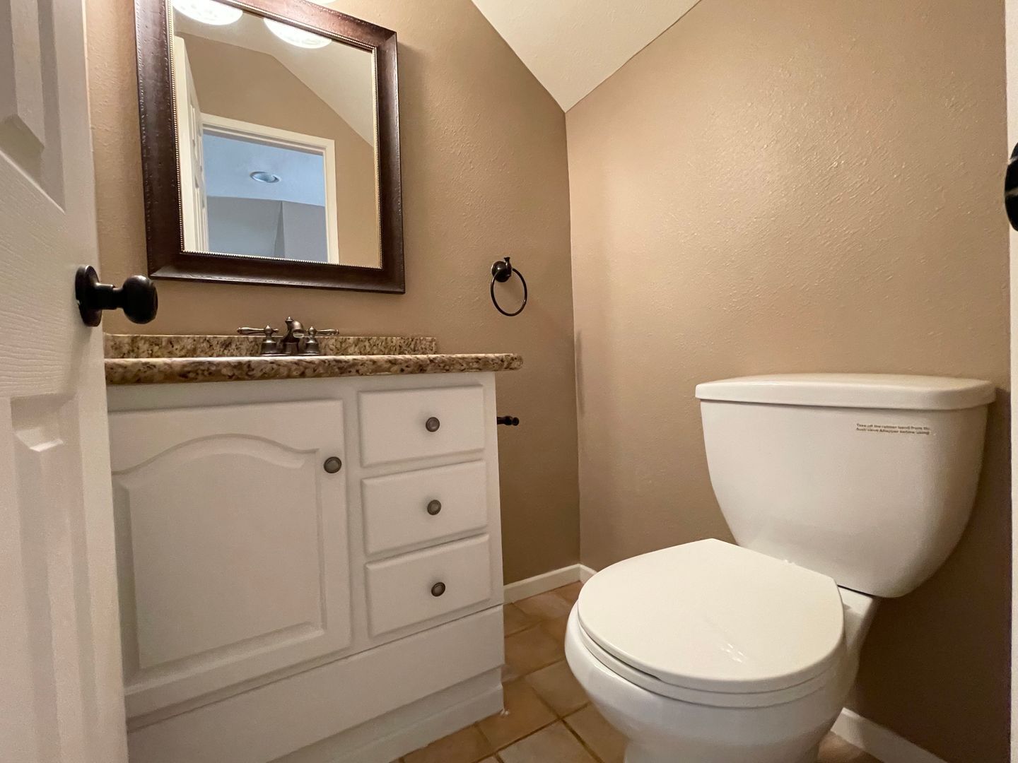 27466 Country Glen Rd  - Agoura Hills - California - 3 bed, 1.5 bath rental property