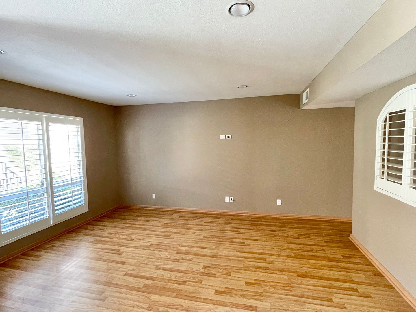 27466 Country Glen Rd  - Agoura Hills - California - 3 bed, 1.5 bath rental property