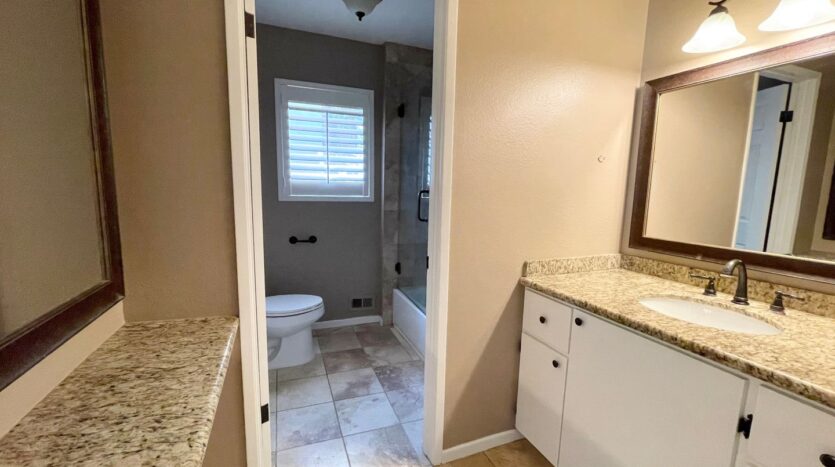 27466 Country Glen Rd  - Agoura Hills - California - 3 bed, 1.5 bath rental property