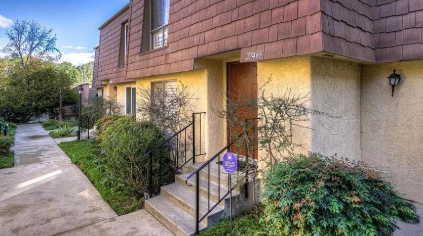 27466 Country Glen Rd  - Agoura Hills - California - 3 bed, 1.5 bath rental property