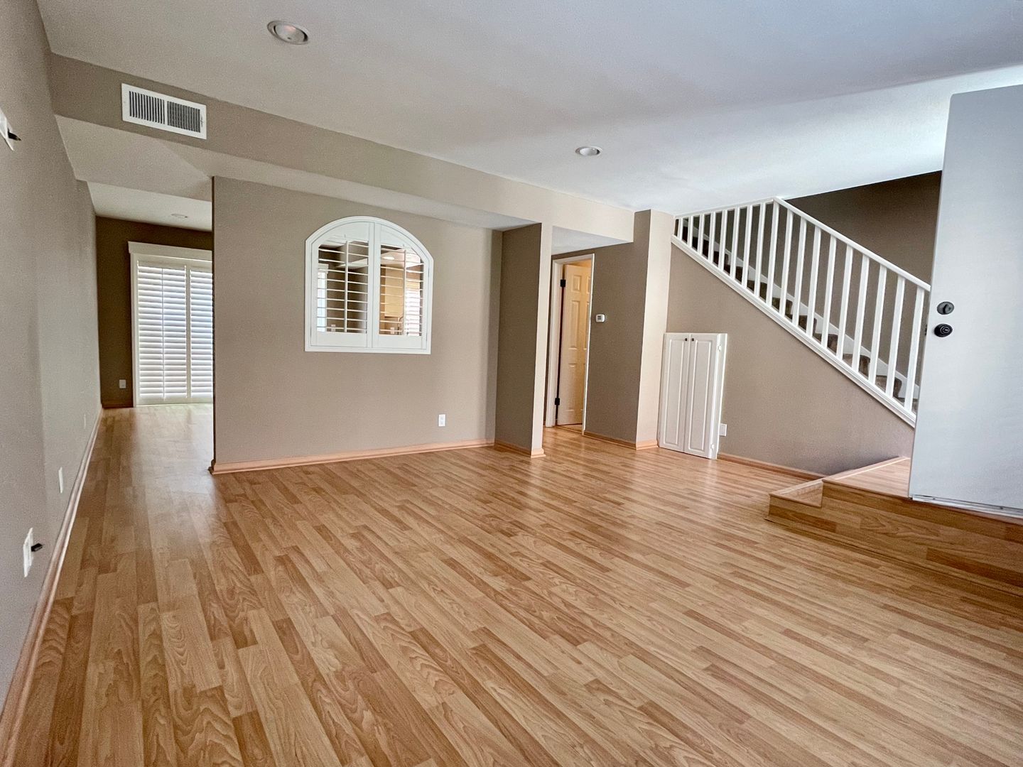 27466 Country Glen Rd  - Agoura Hills - California - 3 bed, 1.5 bath rental property
