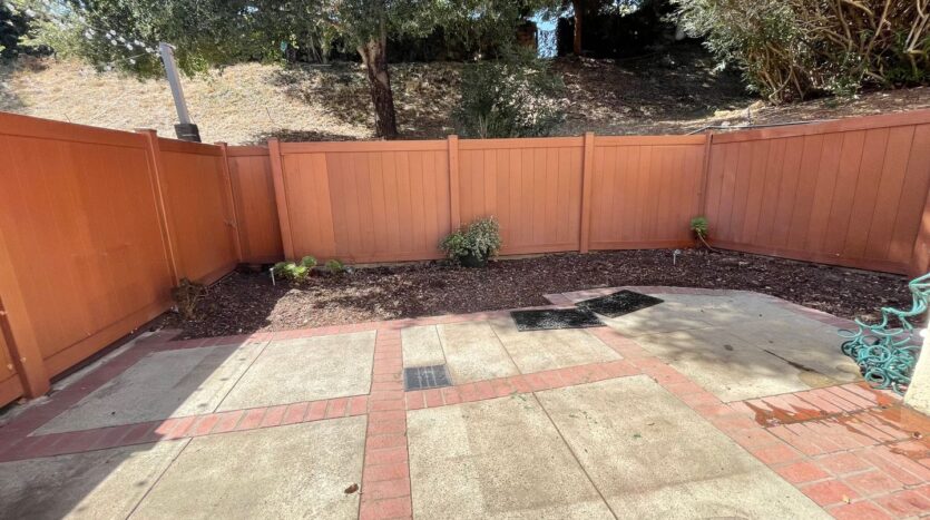 27466 Country Glen Rd  - Agoura Hills - California - 3 bed, 1.5 bath rental property
