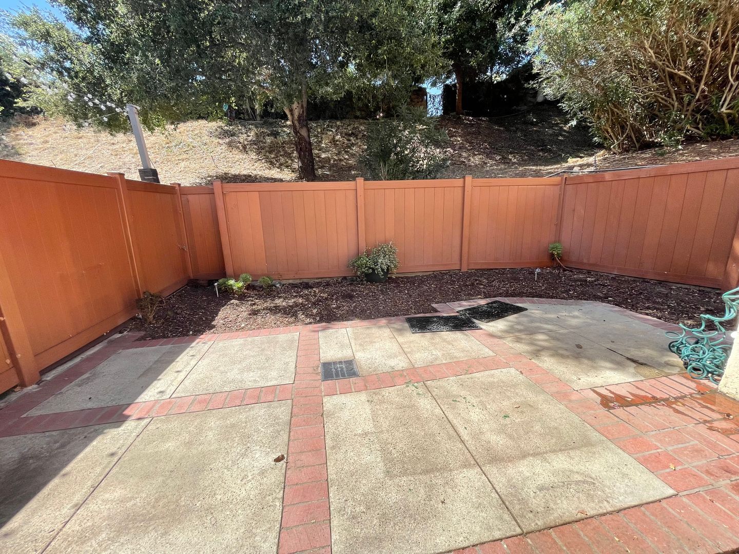 27466 Country Glen Rd  - Agoura Hills - California - 3 bed, 1.5 bath rental property