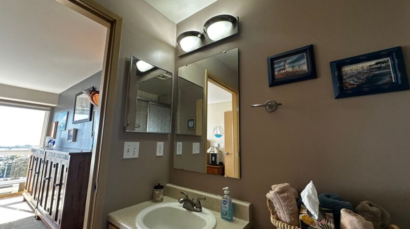 2818 Grand Ave #308 - Everett - Washington - 2 bed, 2 bath rental property