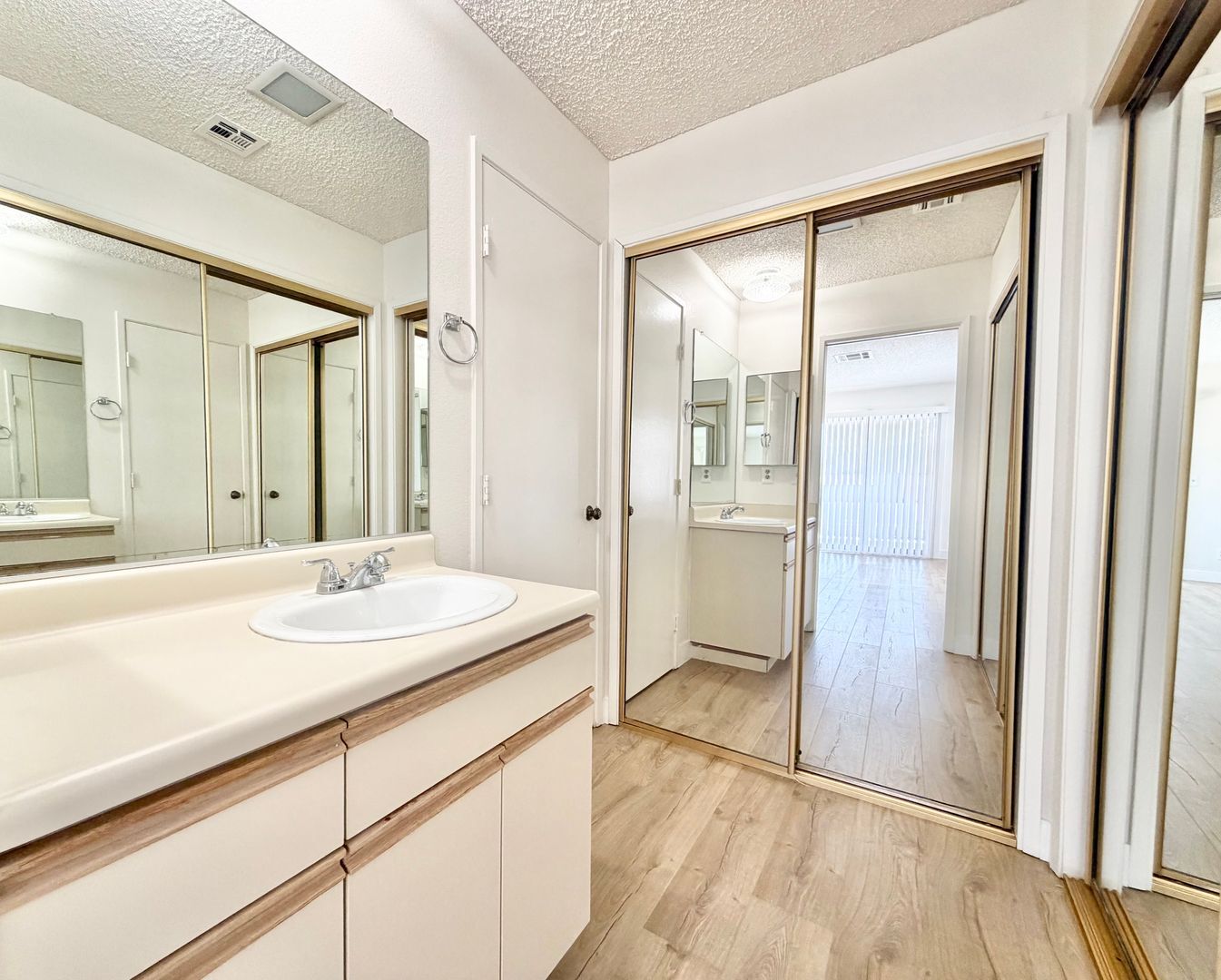 28200 Landau - 02 - Cathedral City - California - 2 bed, 2.5 bath rental property