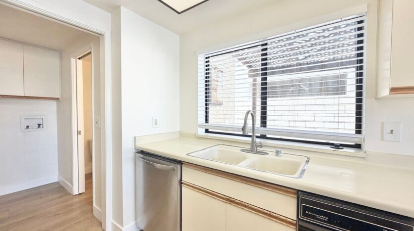 28200 Landau - 02 - Cathedral City - California - 2 bed, 2.5 bath rental property