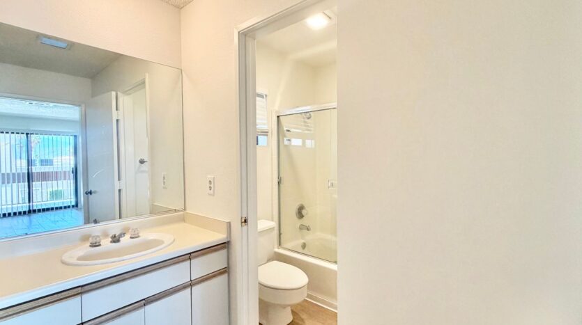 28200 Landau - 02 - Cathedral City - California - 2 bed, 2.5 bath rental property