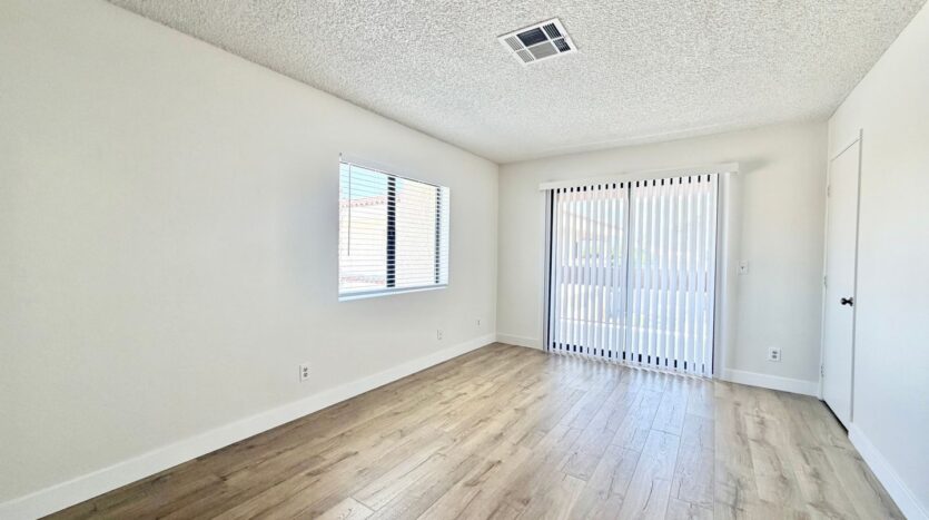 28200 Landau - 02 - Cathedral City - California - 2 bed, 2.5 bath rental property