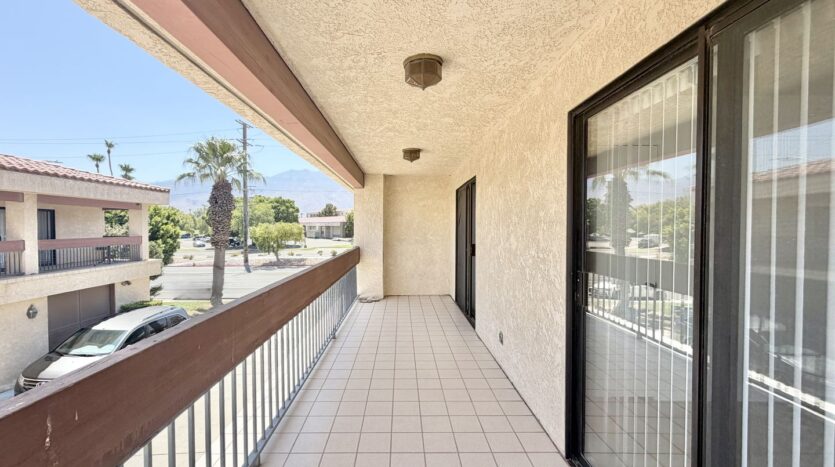 28200 Landau - 02 - Cathedral City - California - 2 bed, 2.5 bath rental property