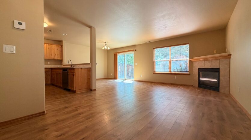 2988 SW Indian Circle - Redmond - Oregon - 3 bed, 2.5 bath rental property