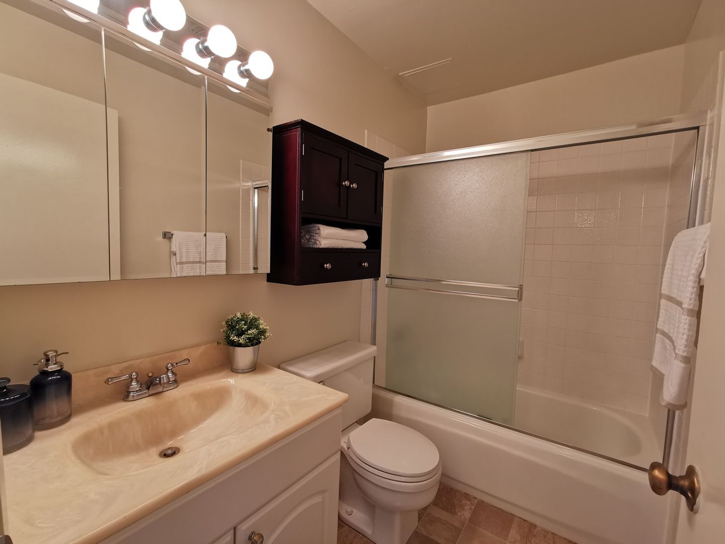 3 Admiral Drive #359 - Emeryville - California - 1 bed, 1 bath rental property