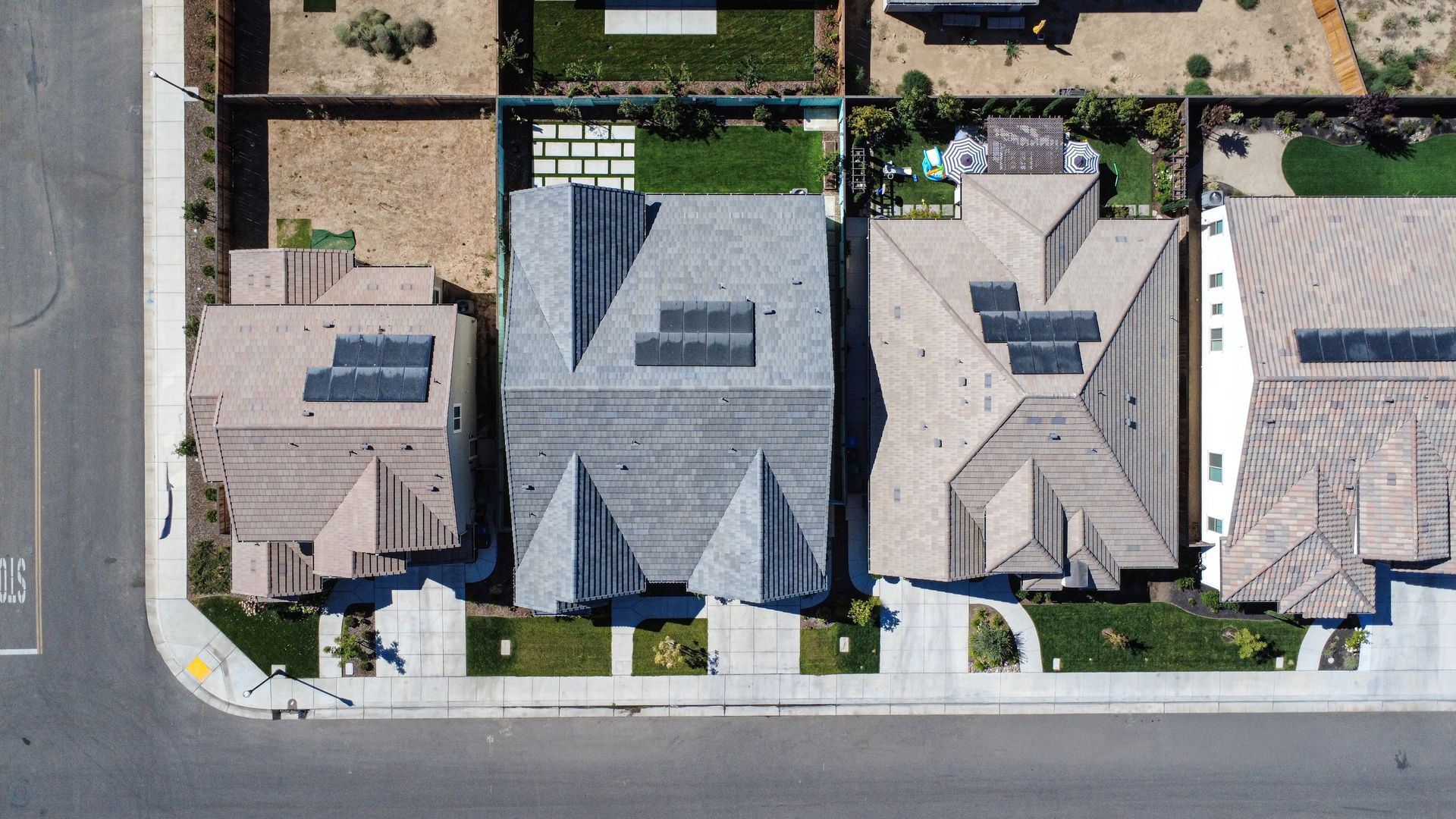 3034 Carrousel St - Lodi - California - 4 bed, 2.5 bath rental property