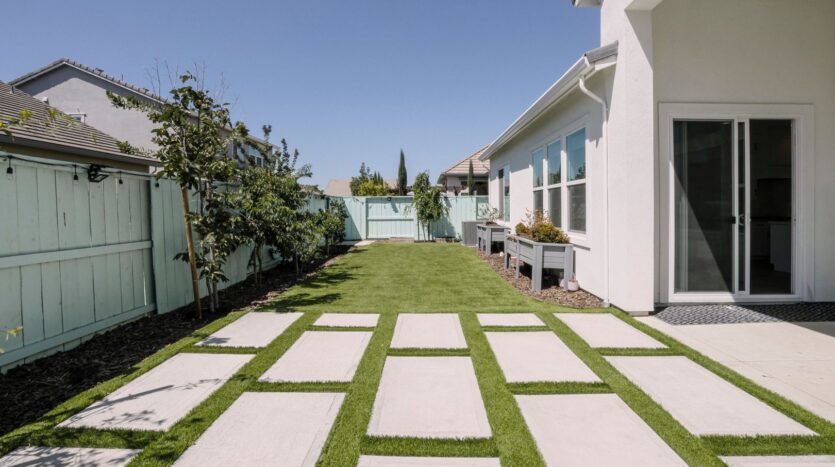 3034 Carrousel St - Lodi - California - 4 bed, 2.5 bath rental property