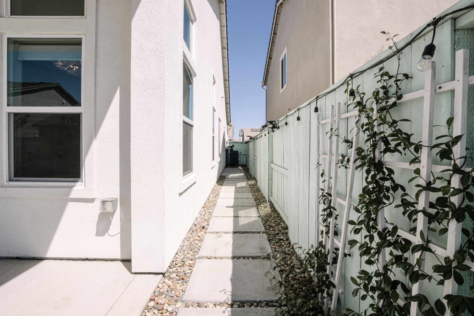 3034 Carrousel St - Lodi - California - 4 bed, 2.5 bath rental property