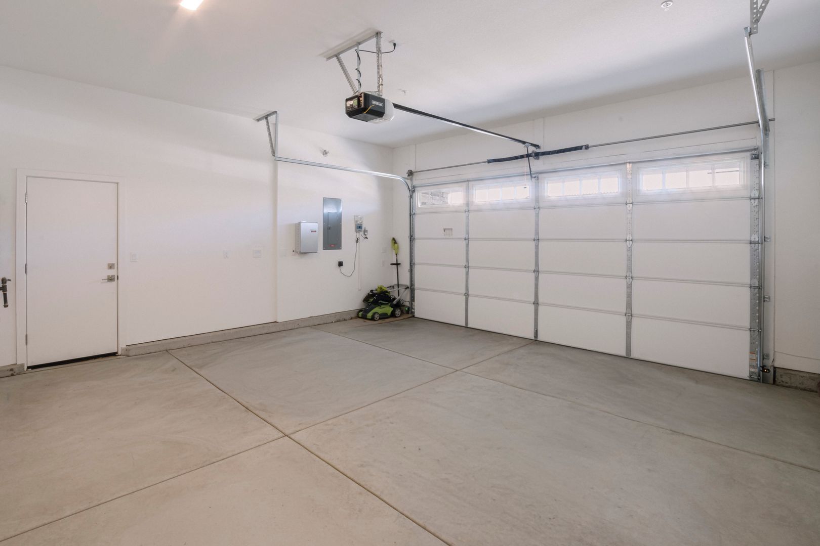 3034 Carrousel St - Lodi - California - 4 bed, 2.5 bath rental property