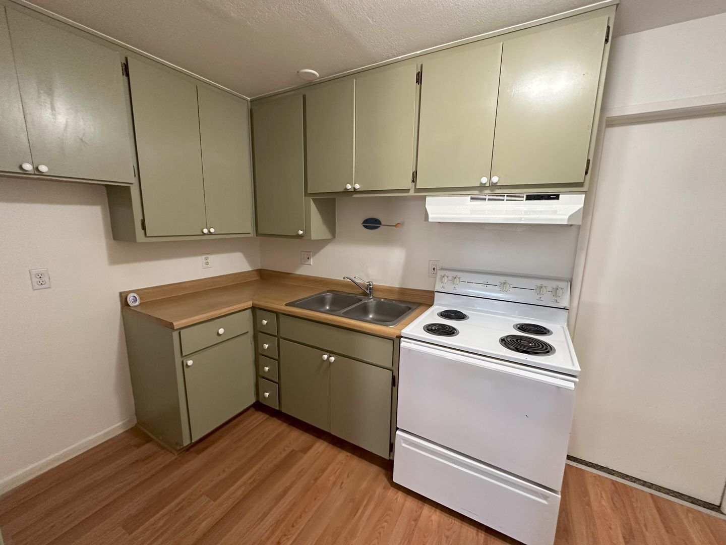 304 Birch Street #3 - Westwood - California - 1 bed, 1 bath rental property