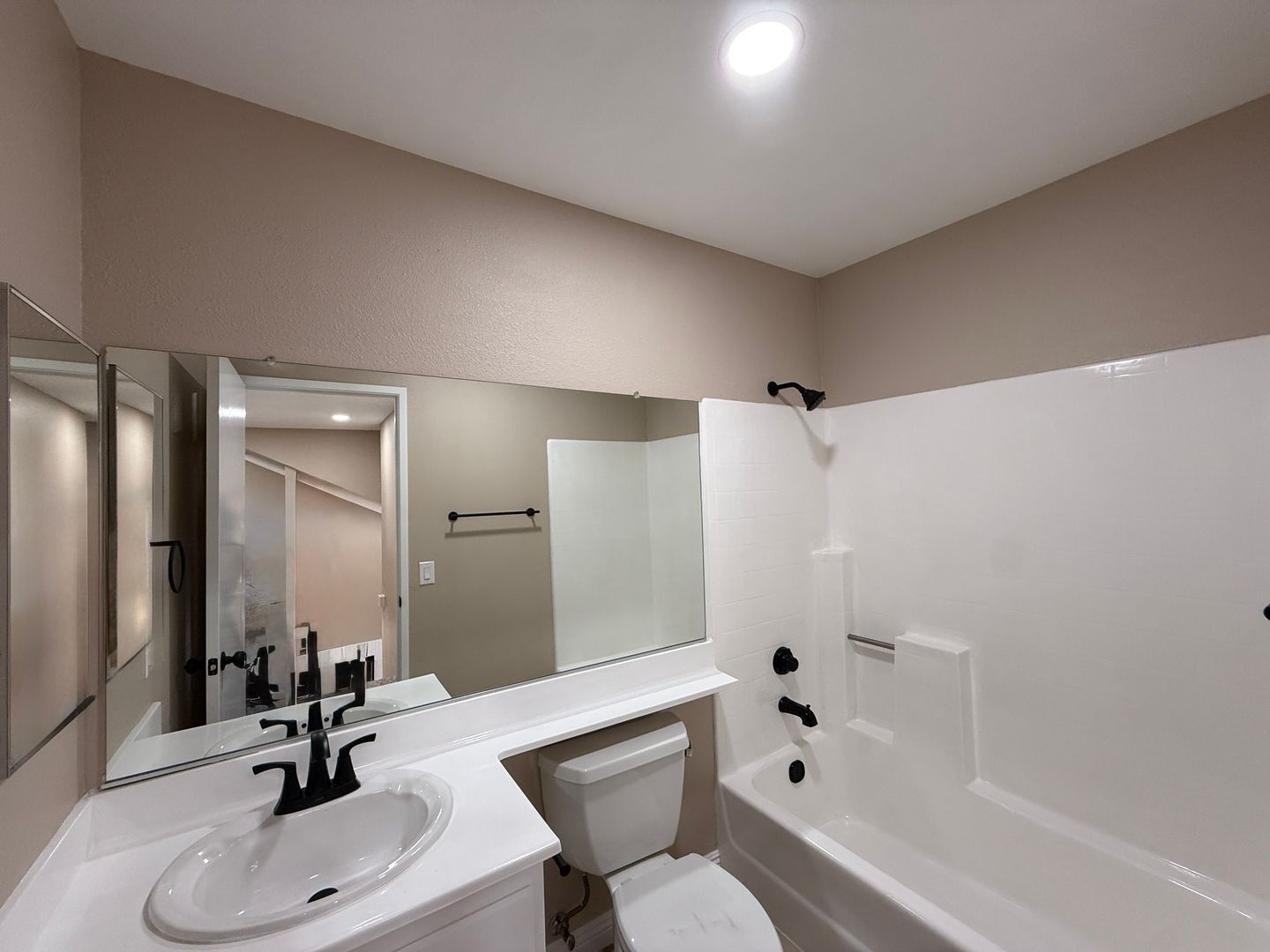 317 Camino Real Ave - Palmdale - California - 4 bed, 3 bath rental property