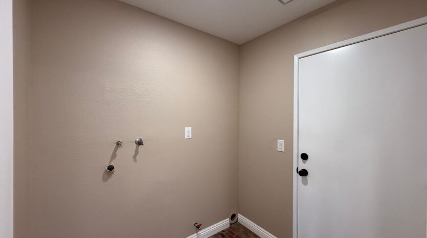 317 Camino Real Ave - Palmdale - California - 4 bed, 3 bath rental property