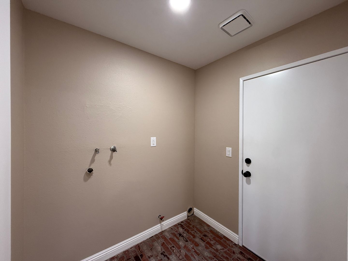 317 Camino Real Ave - Palmdale - California - 4 bed, 3 bath rental property