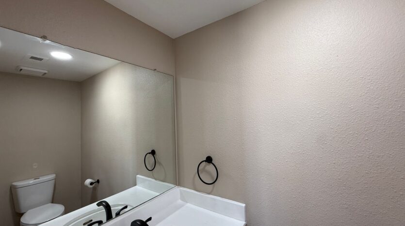317 Camino Real Ave - Palmdale - California - 4 bed, 3 bath rental property