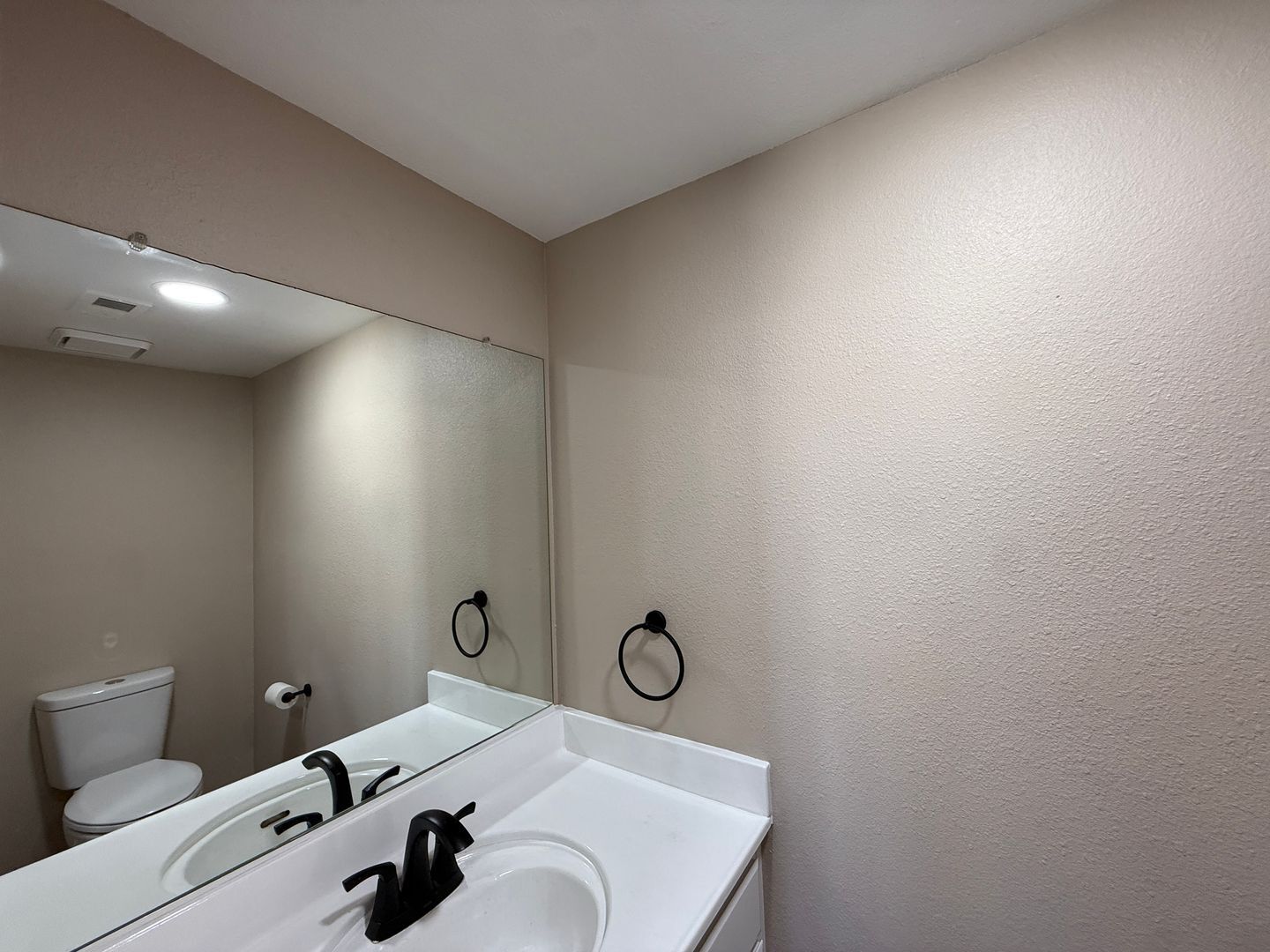 317 Camino Real Ave - Palmdale - California - 4 bed, 3 bath rental property