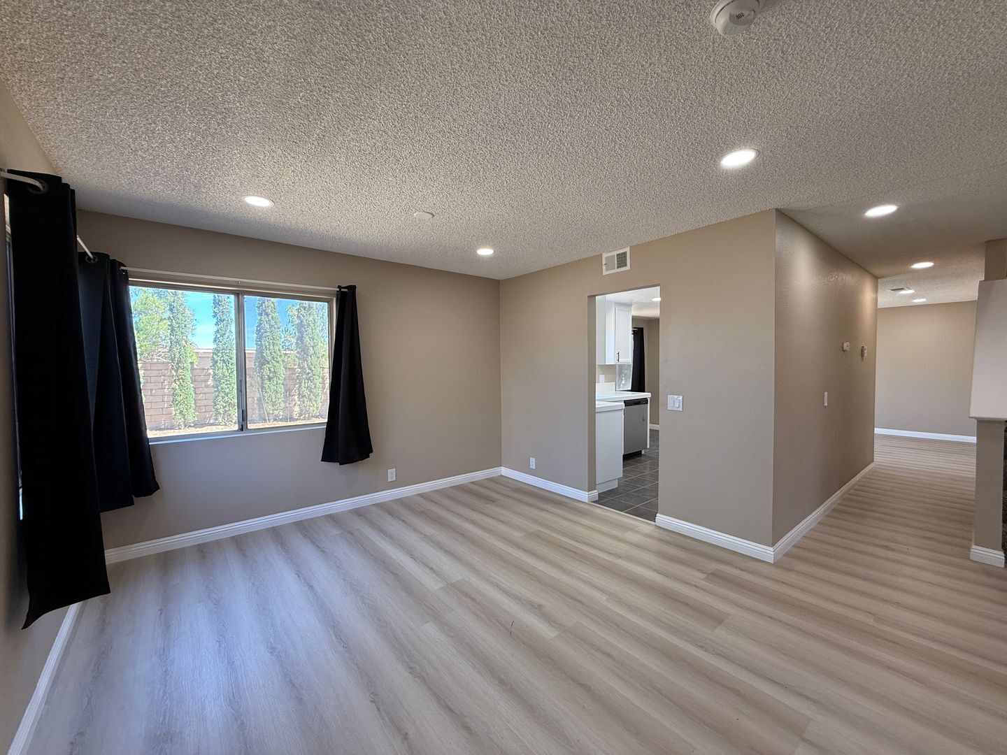 317 Camino Real Ave - Palmdale - California - 4 bed, 3 bath rental property