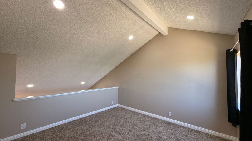 317 Camino Real Ave - Palmdale - California - 4 bed, 3 bath rental property