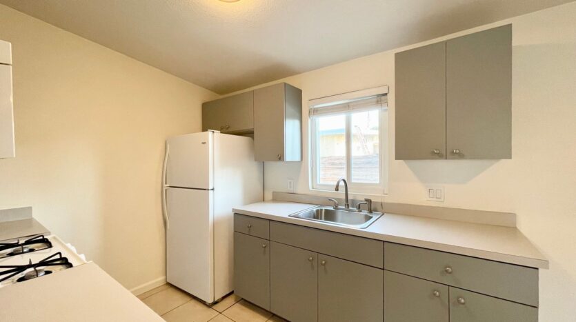 31890 Avenida La Paloma - Unit B - Cathedral City - California - 1 bed, 1 bath rental property