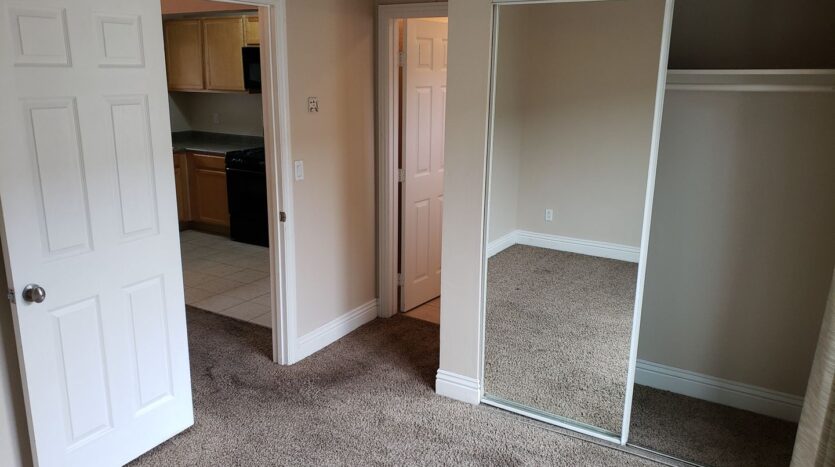 320 J. Ave. #90  - National City - California - 1 bed, 1 bath rental property