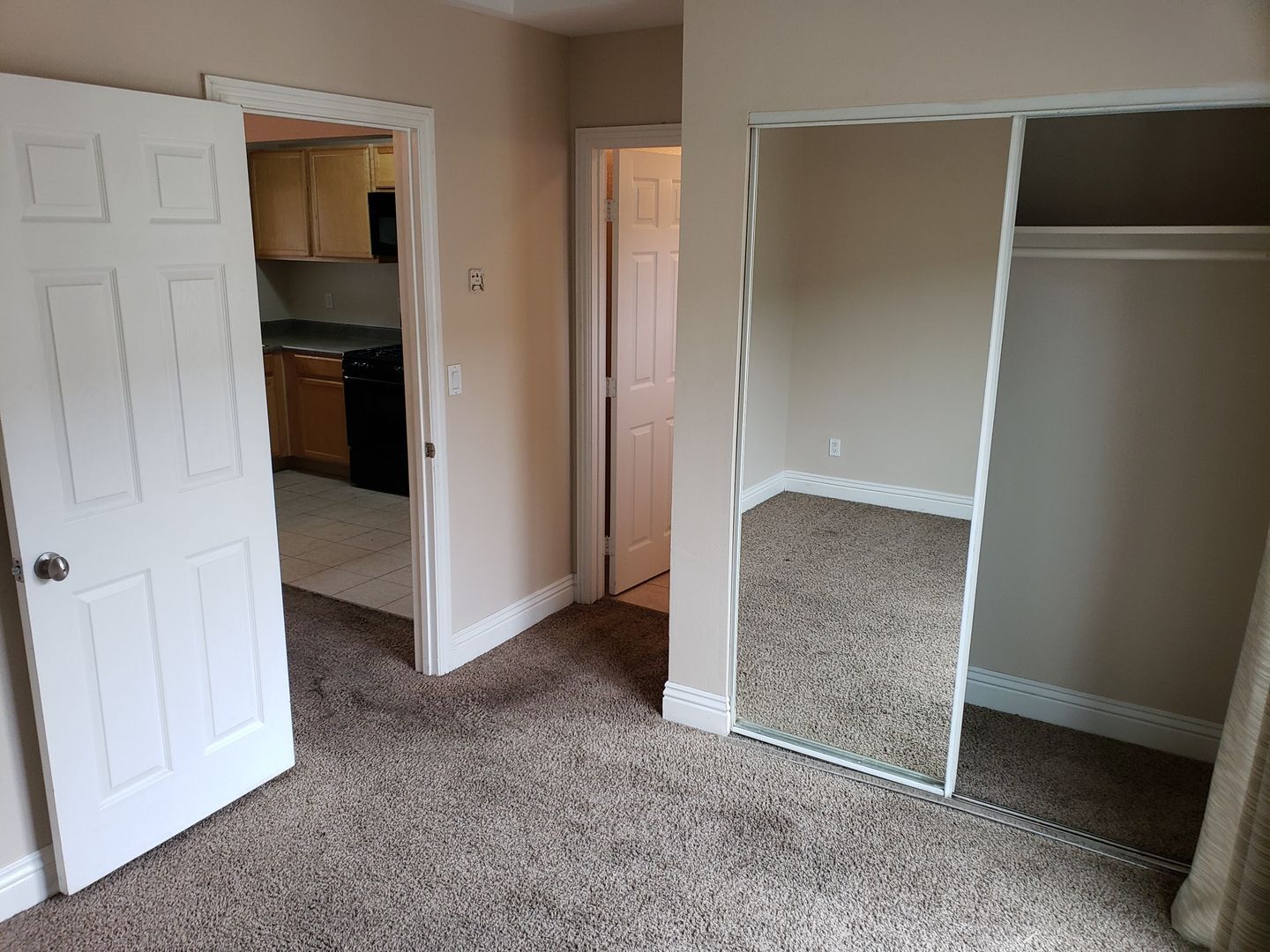 320 J. Ave. #90  - National City - California - 1 bed, 1 bath rental property
