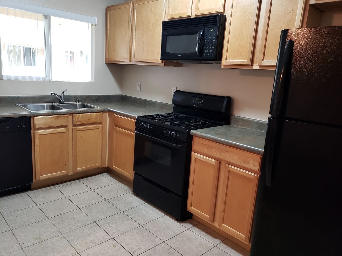 320 J. Ave. #90  - National City - California - 1 bed, 1 bath rental property