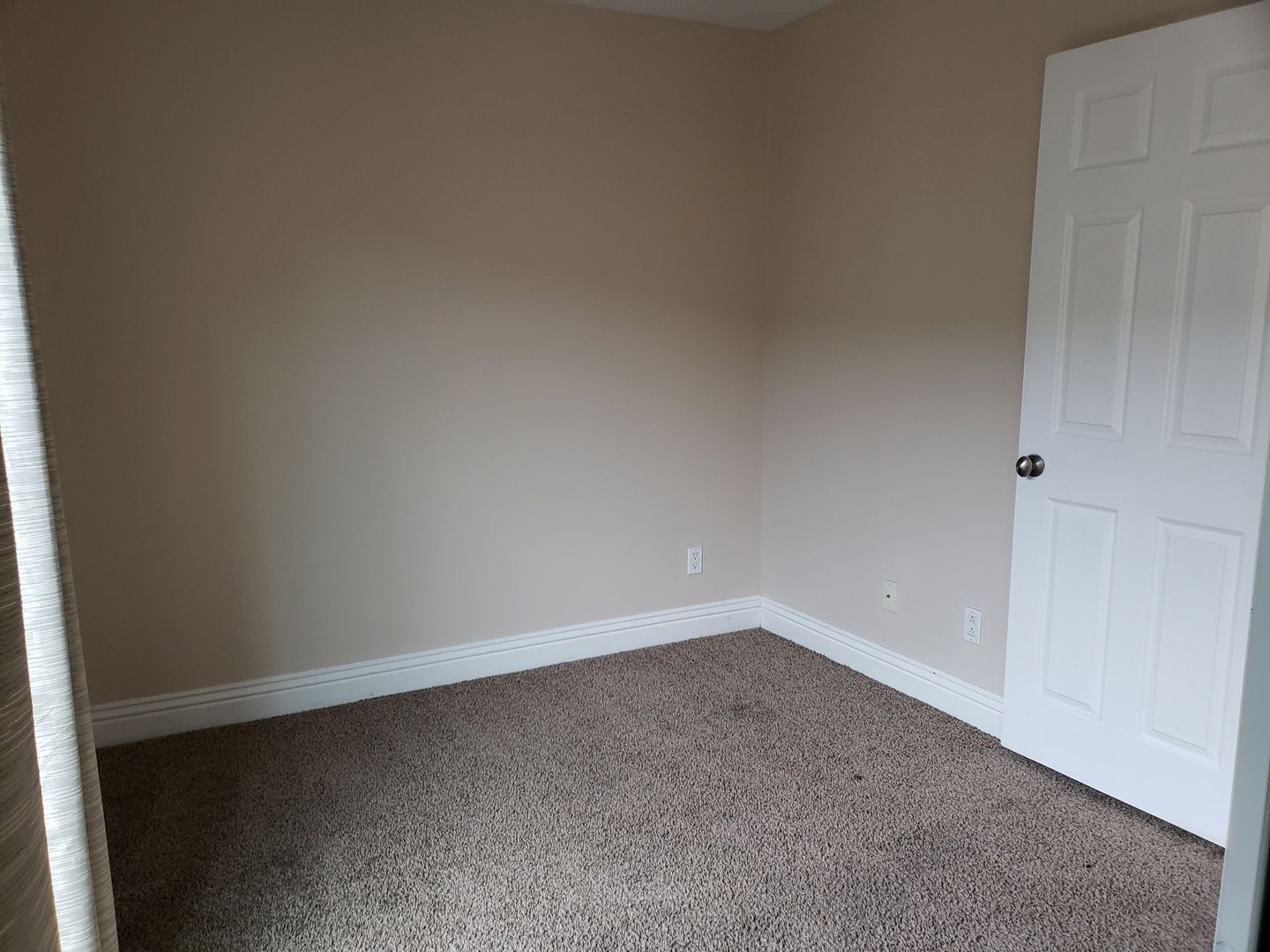 320 J. Ave. #90  - National City - California - 1 bed, 1 bath rental property