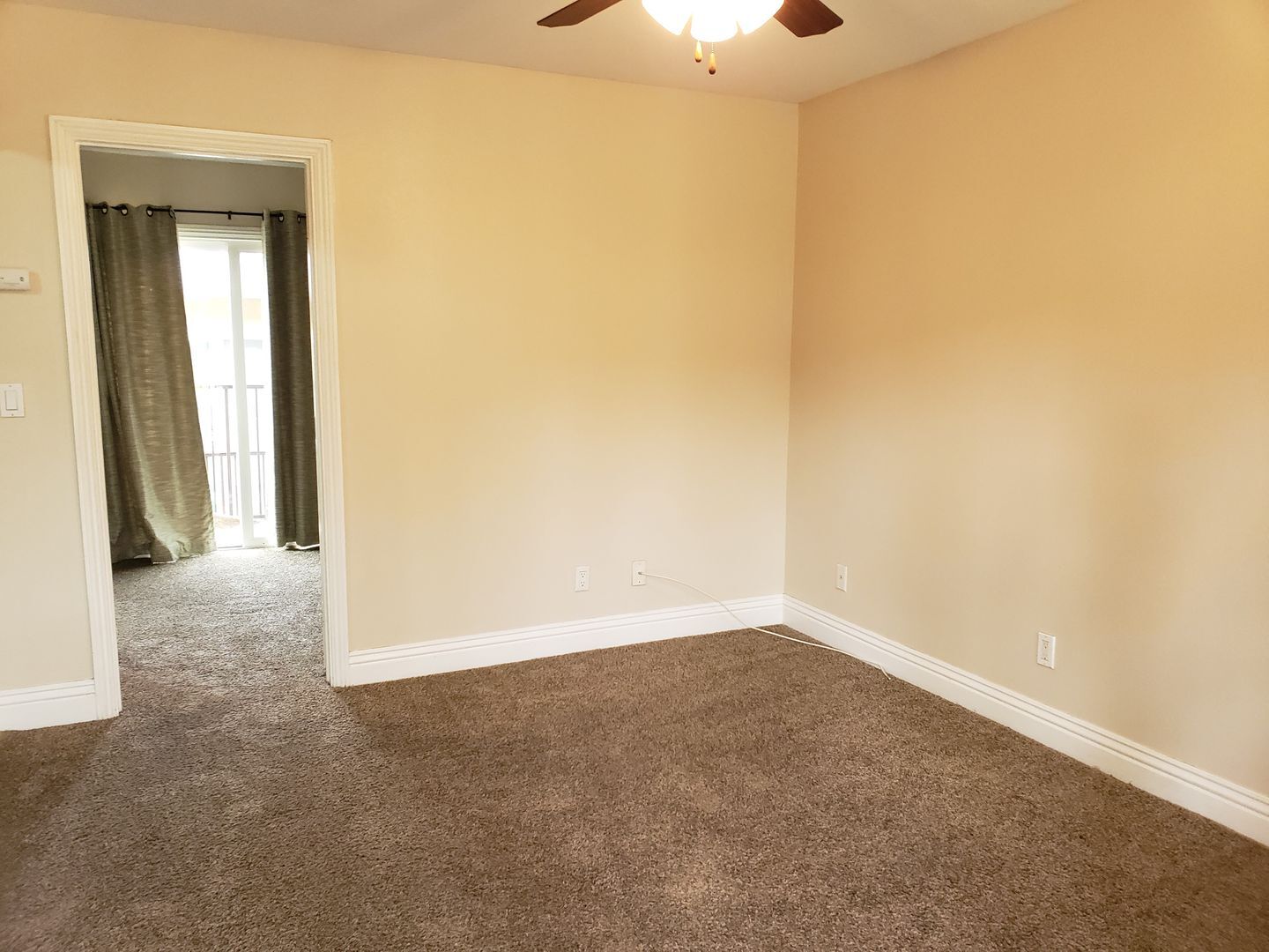320 J. Ave. #90  - National City - California - 1 bed, 1 bath rental property