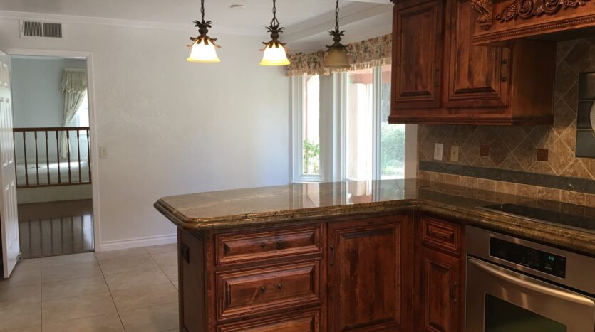 3317 Vista Rocosa - Escondido - California - 4 bed, 2.5 bath rental property