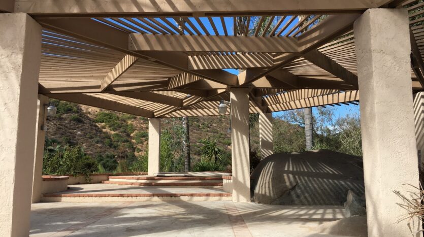 3317 Vista Rocosa - Escondido - California - 4 bed, 2.5 bath rental property